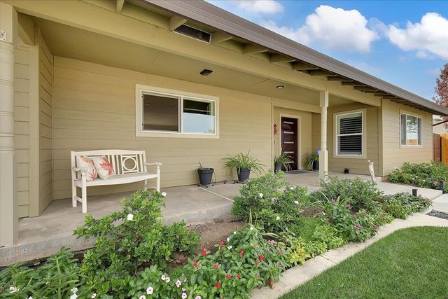 2690 Red Bud Ln, Yuba City, CA 95993