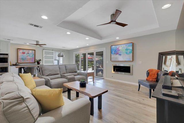 2690 Red Bud Ln, Yuba City, CA 95993