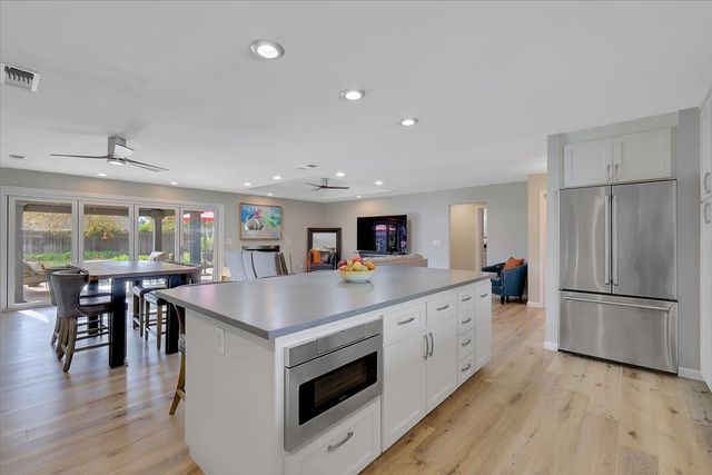 2690 Red Bud Ln, Yuba City, CA 95993