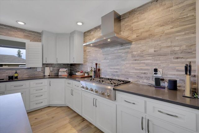 2690 Red Bud Ln, Yuba City, CA 95993