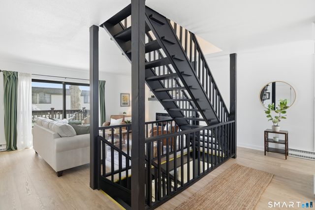 4 Pebblestone Circle 4, Suffield, CT 06078