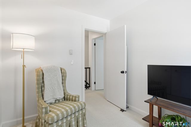 4 Pebblestone Circle 4, Suffield, CT 06078