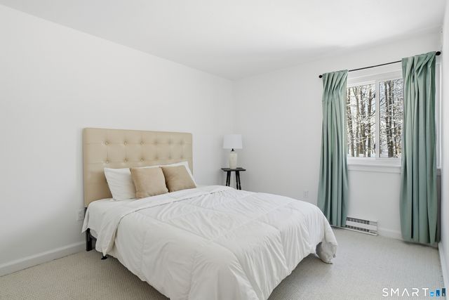 4 Pebblestone Circle 4, Suffield, CT 06078