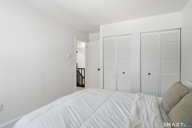 4 Pebblestone Circle 4, Suffield, CT 06078