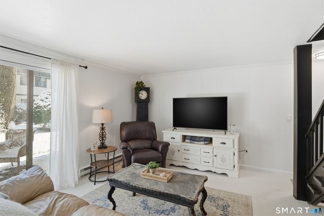 4 Pebblestone Circle 4, Suffield, CT 06078