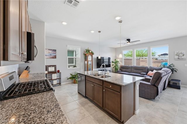 4616 Chirping Cricket Avenue, Las Vegas, NV 89141