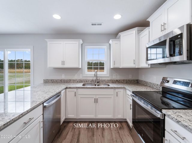 755 Regiment Road, Jacksonville, NC 28546