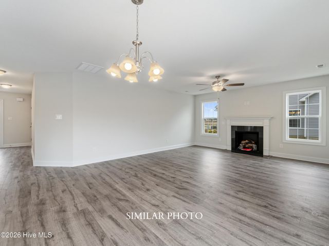 755 Regiment Road, Jacksonville, NC 28546