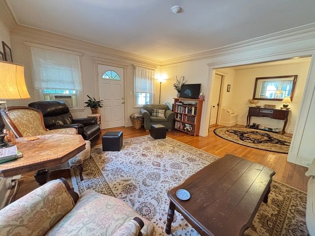 65 Chester Road 1, Belmont, MA 02478