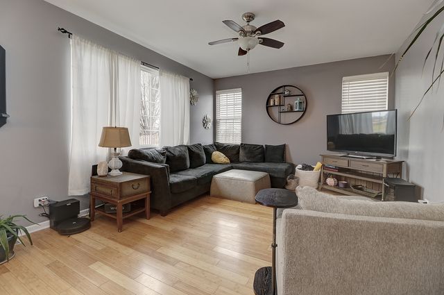 1227 WABENA Avenue, Minooka, IL 60447