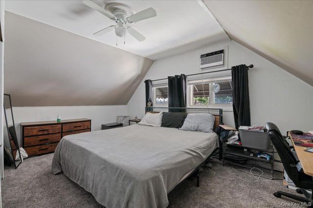 341 Red Maple Drive S, Wantagh, NY 11793