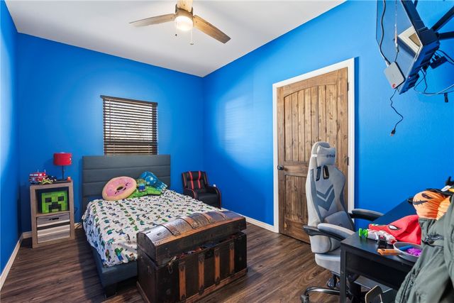 472899 640 Road, Watts, OK 74964