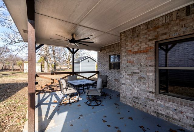 472899 640 Road, Watts, OK 74964