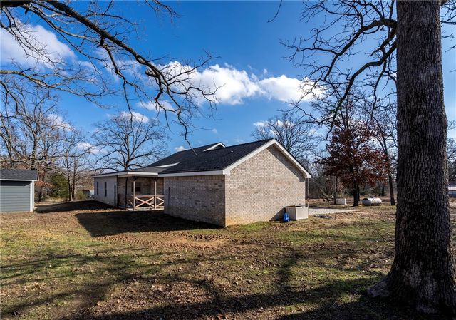 472899 640 Road, Watts, OK 74964
