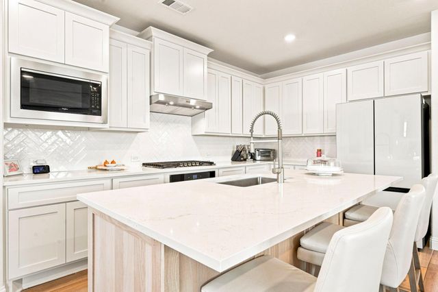 9718 Perdita Trail, Missouri City, TX 77459