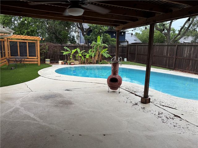 5418 Whitemarsh Dr, Corpus Christi, TX 78413