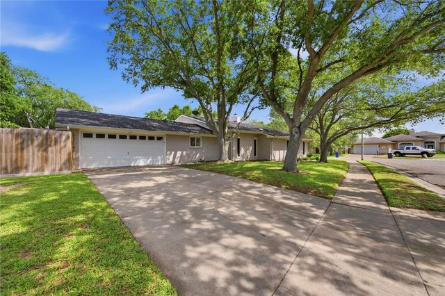 5418 Whitemarsh Dr, Corpus Christi, TX 78413