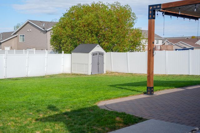 4723 51st Street S, Fargo, ND 58104