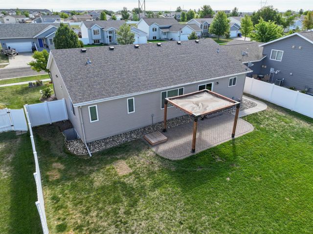 4723 51st Street S, Fargo, ND 58104