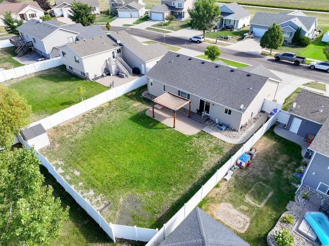 4723 51st Street S, Fargo, ND 58104