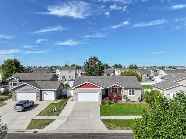 4723 51st Street S, Fargo, ND 58104