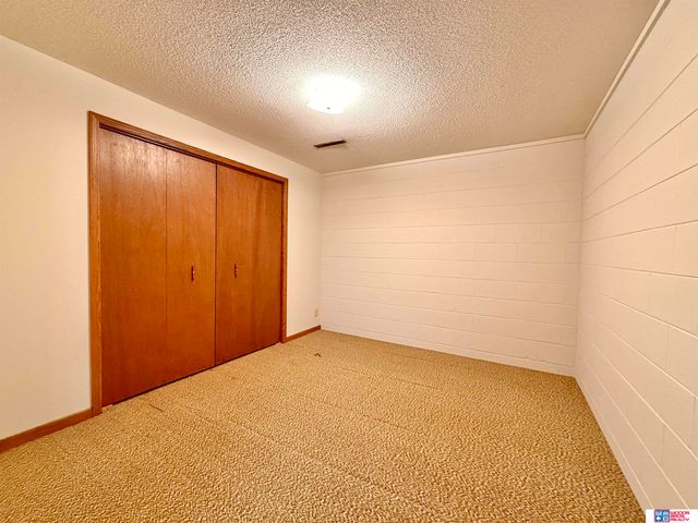 1427 N Hwy 15, Seward, NE 68434