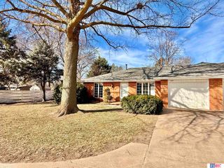 1427 N Hwy 15, Seward, NE 68434