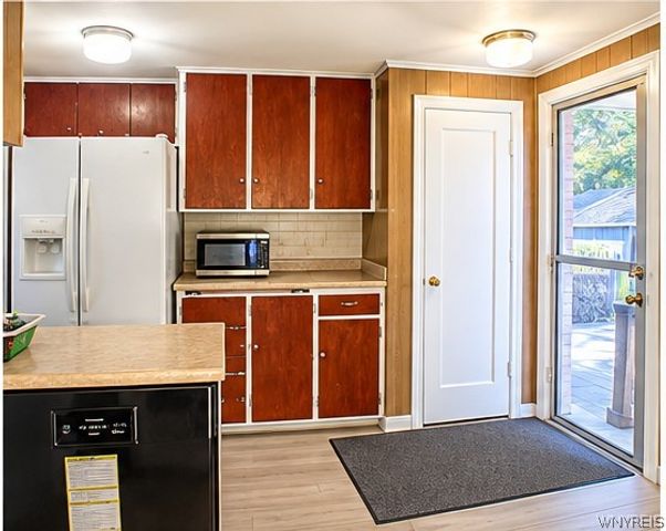 4441 Arondale Drive, Clarence, NY 14221