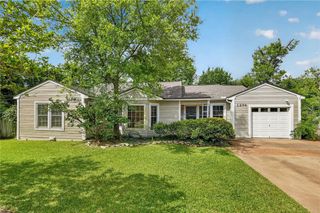 1204 Ashburn Avenue, College Station, TX 77840