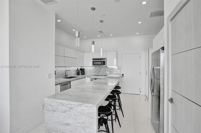 2600 E Hallandale Beach Blvd T3303, Hallandale Beach, FL 33009