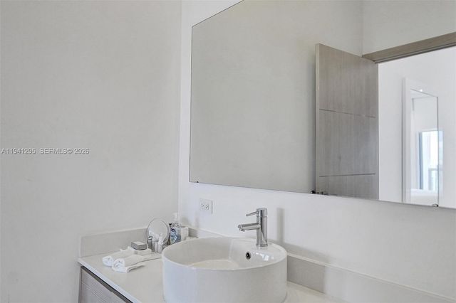 2600 E Hallandale Beach Blvd T3303, Hallandale Beach, FL 33009