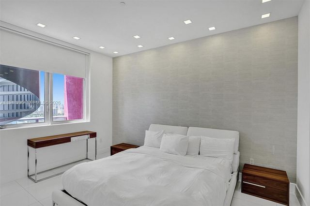 2600 E Hallandale Beach Blvd T3303, Hallandale Beach, FL 33009