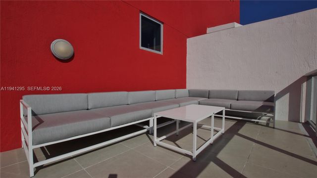 2600 E Hallandale Beach Blvd T3303, Hallandale Beach, FL 33009