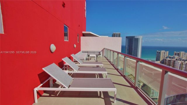 2600 E Hallandale Beach Blvd T3303, Hallandale Beach, FL 33009