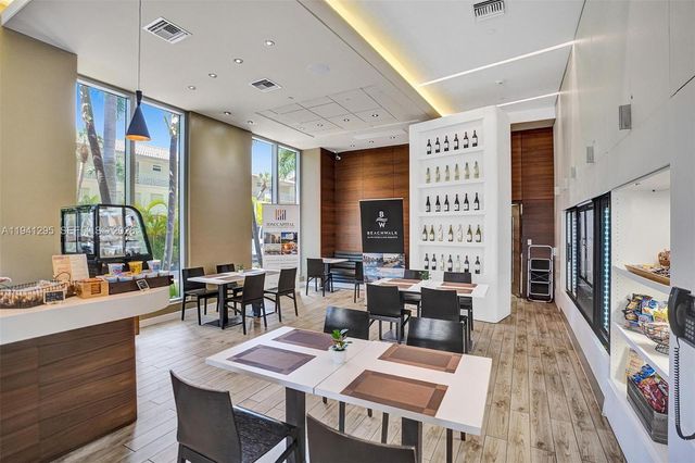 2600 E Hallandale Beach Blvd T3303, Hallandale Beach, FL 33009