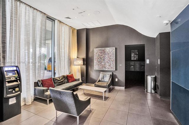 2600 E Hallandale Beach Blvd T3303, Hallandale Beach, FL 33009