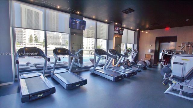 2600 E Hallandale Beach Blvd T3303, Hallandale Beach, FL 33009