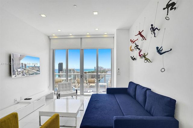 2600 E Hallandale Beach Blvd T3303, Hallandale Beach, FL 33009