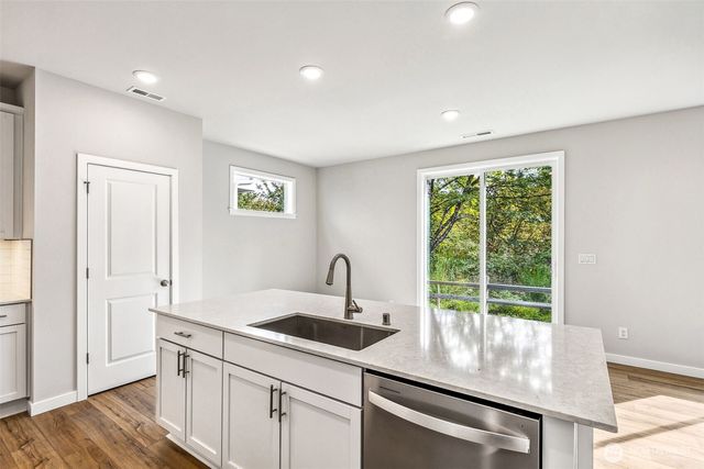 7810 41st Place NE, Marysville, WA 98270