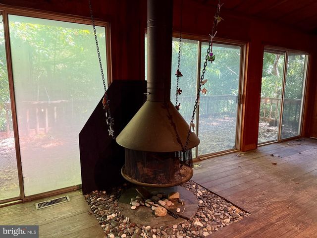 1003 GELSTON CIR, Mclean, VA 22102