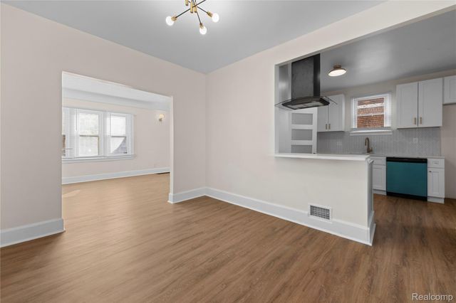 15887 Robson Street, Detroit, MI 48227