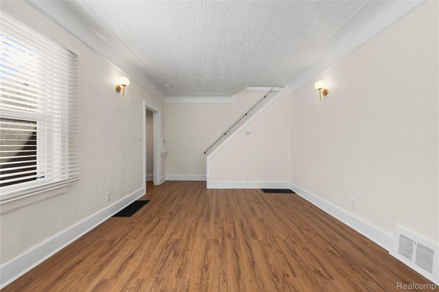 15887 Robson Street, Detroit, MI 48227