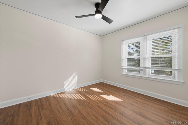 15887 Robson Street, Detroit, MI 48227