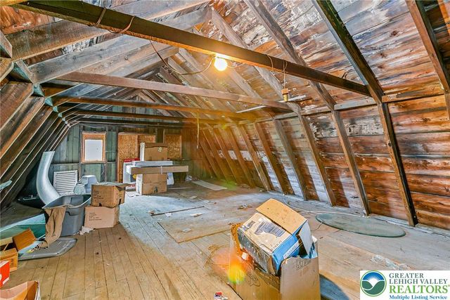 174 Chestnut Street, Bath Boro, PA 18014