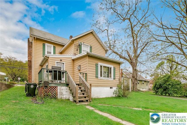 174 Chestnut Street, Bath Boro, PA 18014
