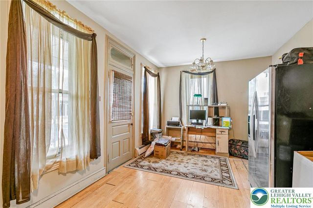 174 Chestnut Street, Bath Boro, PA 18014