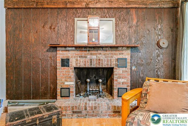 174 Chestnut Street, Bath Boro, PA 18014
