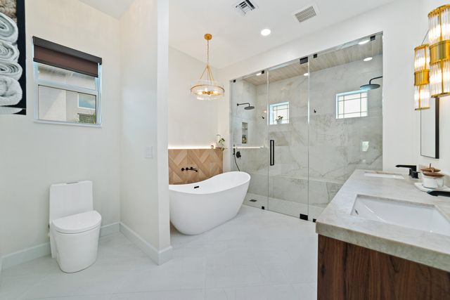 4560 ESTATES Circle, The Acreage, FL 33470