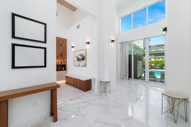 4560 ESTATES Circle, The Acreage, FL 33470