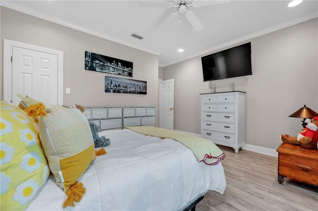 718 Natchez Trail Court, Mobile, AL 36609